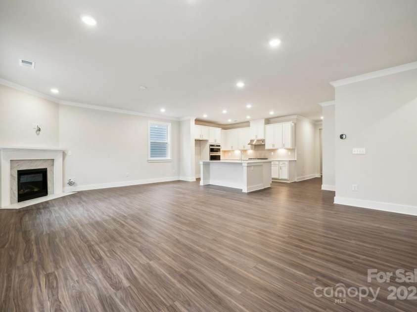 9924 Manor Vista Trail, Kannapolis, NC 28027.  MLS# CAR4257915, YatesRealty ID 13717. 