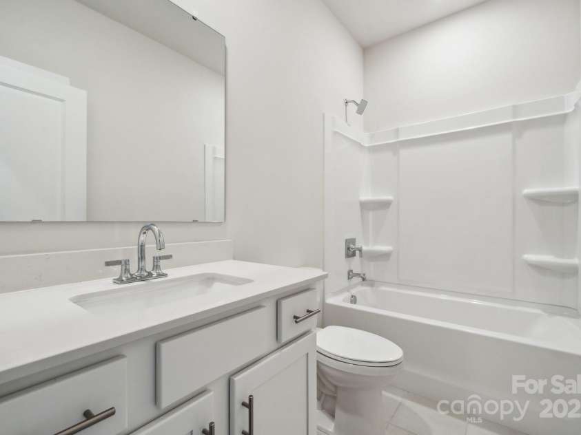 9924 Manor Vista Trail, Kannapolis, NC 28027.  MLS# CAR4257915, YatesRealty ID 13717. 