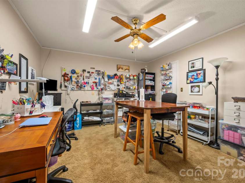 379 Moss Drive, Rutherfordton, NC 28139.  MLS# CAR4358911, YatesRealty ID 13718. Flex Room