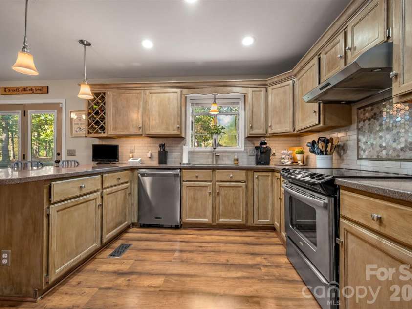 379 Moss Drive, Rutherfordton, NC 28139.  MLS# CAR4358911, YatesRealty ID 13718. Kitchen