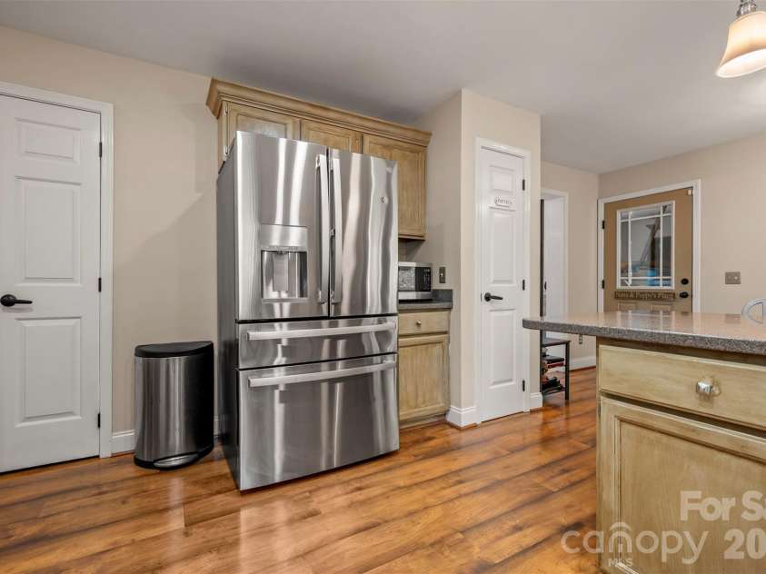 379 Moss Drive, Rutherfordton, NC 28139.  MLS# CAR4358911, YatesRealty ID 13718. Kitchen