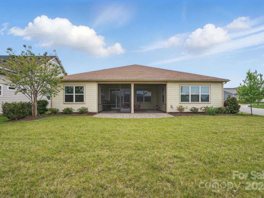 5247 Looking Glass Trail, Denver, NC 28037.  MLS# CAR4250418, YatesRealty ID 13718. 