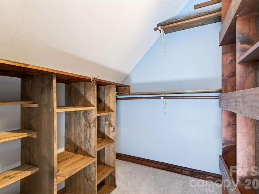 169 Hilltop Road, Black Mountain, NC 28711.  MLS# CAR4359023, YatesRealty ID 13719. 