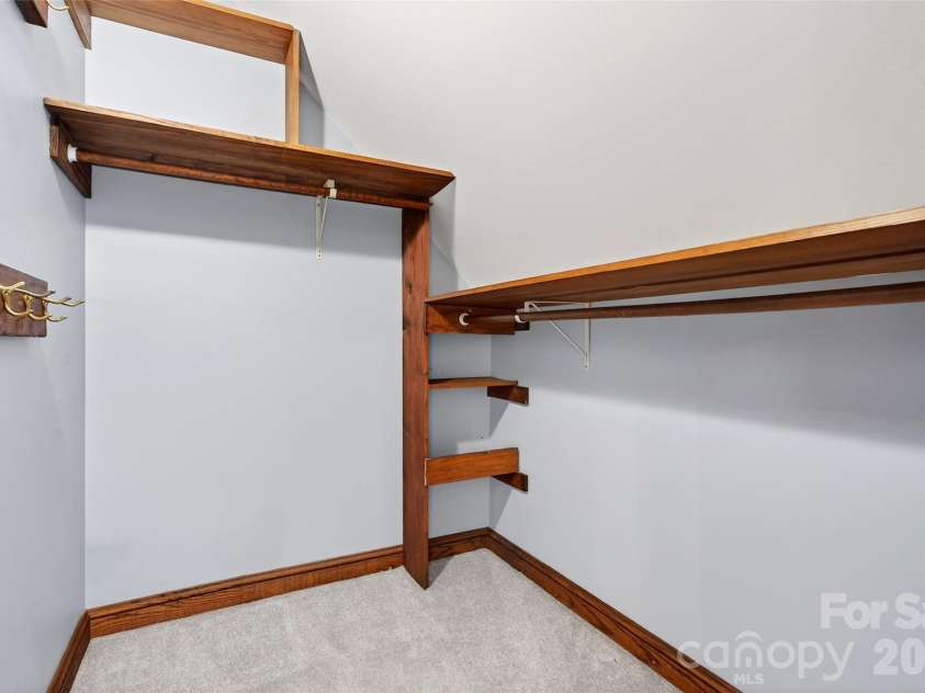 169 Hilltop Road, Black Mountain, NC 28711.  MLS# CAR4359023, YatesRealty ID 13719. 
