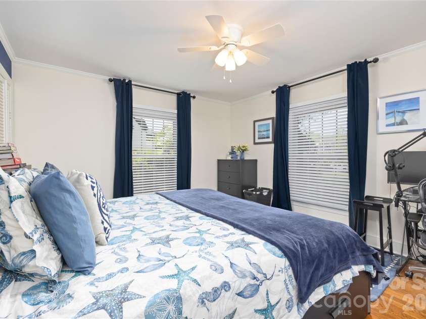 5431 Park Road, Charlotte, NC 28209.  MLS# CAR4205433, YatesRealty ID 1372. 