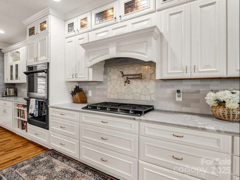 1903 Country Club Road, Hendersonville, NC 28739.  MLS# CAR4258556, YatesRealty ID 13720. Custom touches including gorgeous tile