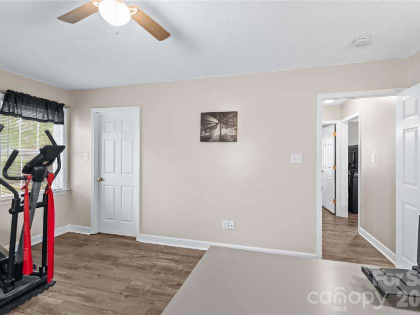 105 Saddlewood Lane, Statesville, NC 28625.  MLS# CAR4366940, YatesRealty ID 13722. 