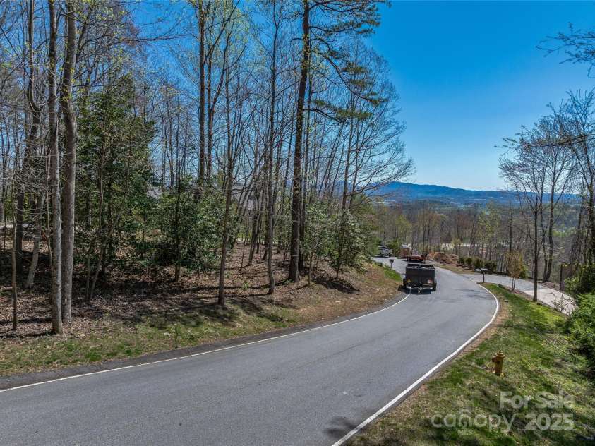 96 Split Rock Trail, Arden, NC 28704.  MLS# CAR4239845, YatesRealty ID 13723. 