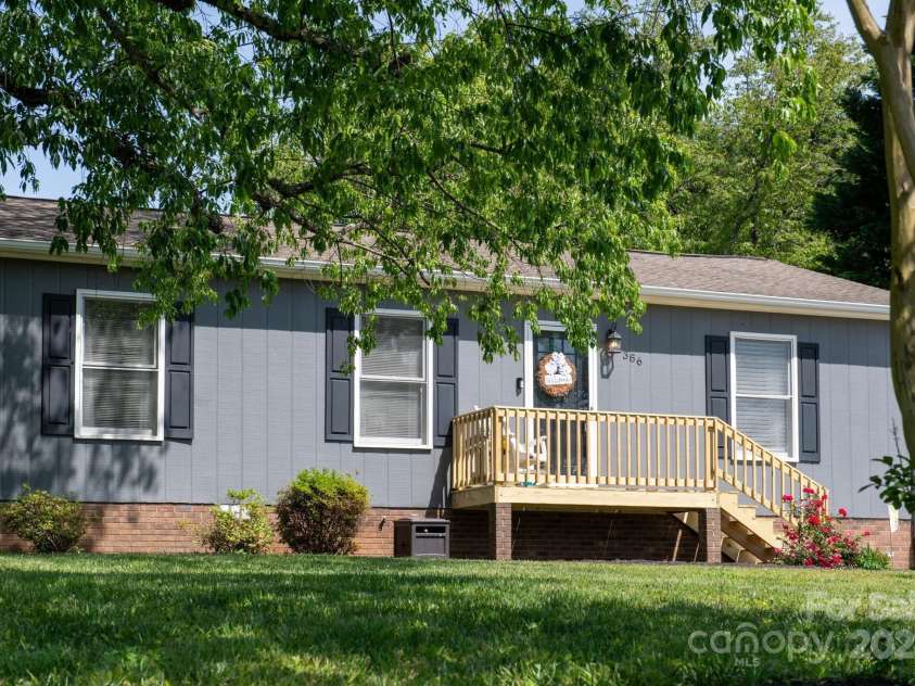 386 Greenlea Circle, Taylorsville, NC 28681.  MLS# CAR4257685, YatesRealty ID 13724. Front.