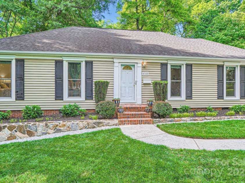 4145 Wall Street, Charlotte, NC 28209.  MLS# CAR4215362, YatesRealty ID 13725. Located in the desirable Collins Park neighborhood with mature and well maintained landscaping.