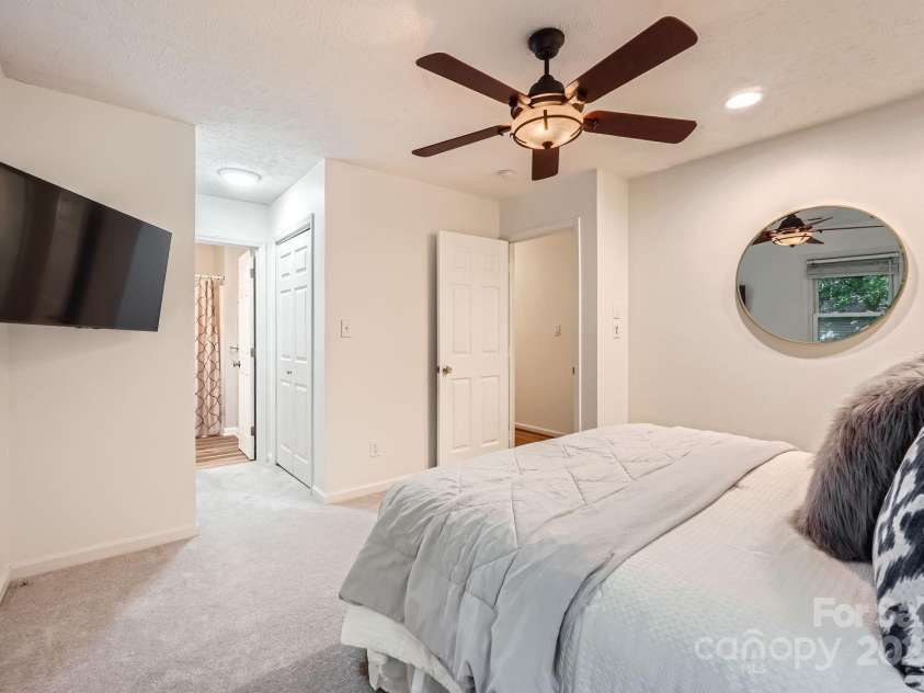 4145 Wall Street, Charlotte, NC 28209.  MLS# CAR4215362, YatesRealty ID 13725. Secondary view of primary bedroom.