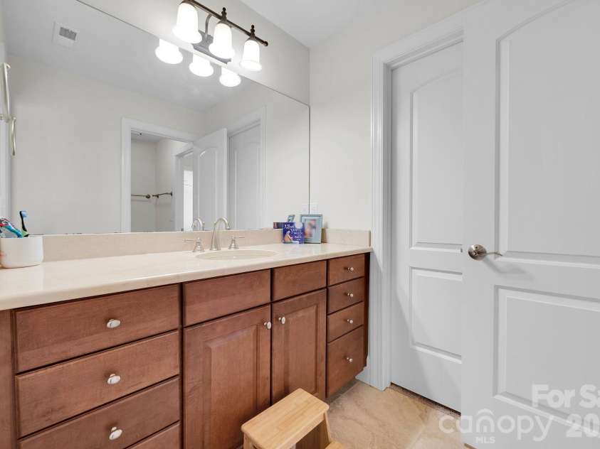 7778 Burning Ridge Drive, Stanley, NC 28164.  MLS# CAR4336313, YatesRealty ID 13726. 