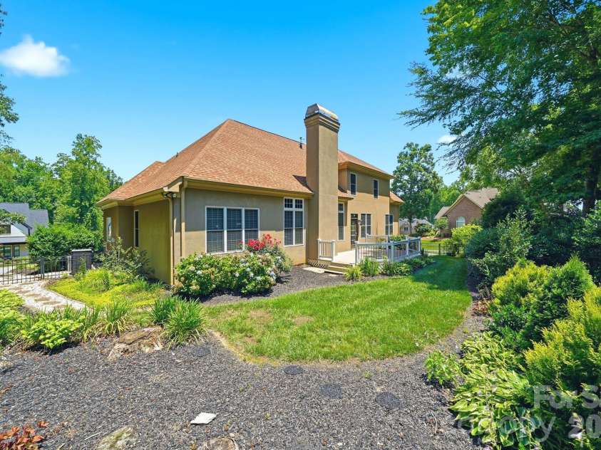 7778 Burning Ridge Drive, Stanley, NC 28164.  MLS# CAR4336313, YatesRealty ID 13726. 