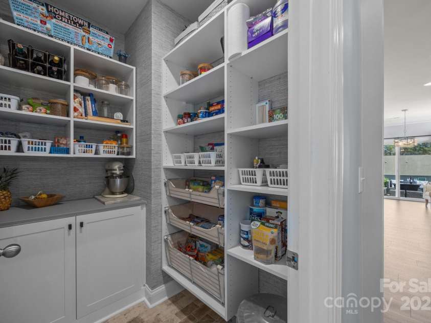 138 Carolina Ash Lane, Mooresville, NC 28117.  MLS# CAR4238103, YatesRealty ID 13729. Pantry