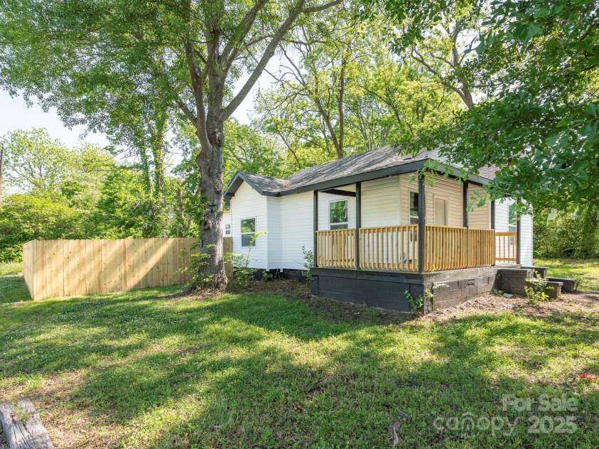 108 Graham Street, Chester, SC 29706.  MLS# CAR4240188, YatesRealty ID 13730. Front Exterior