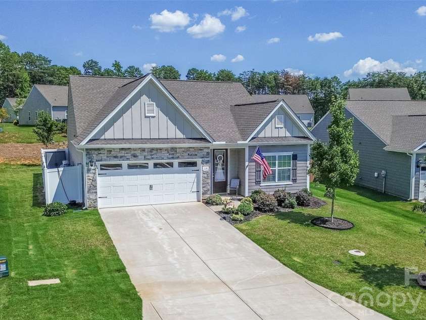 114 Milliner Drive, Troutman, NC 28166.  MLS# CAR4404655, YatesRealty ID 13730. 
