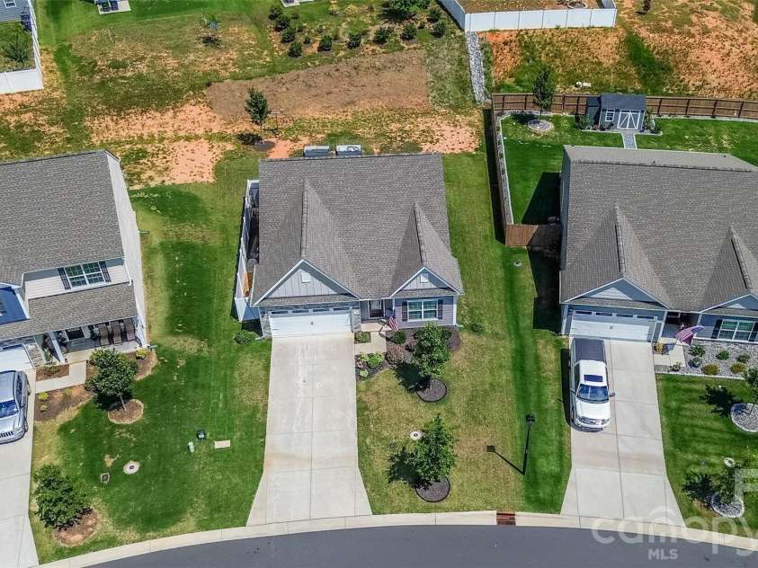 114 Milliner Drive, Troutman, NC 28166.  MLS# CAR4404655, YatesRealty ID 13730. 