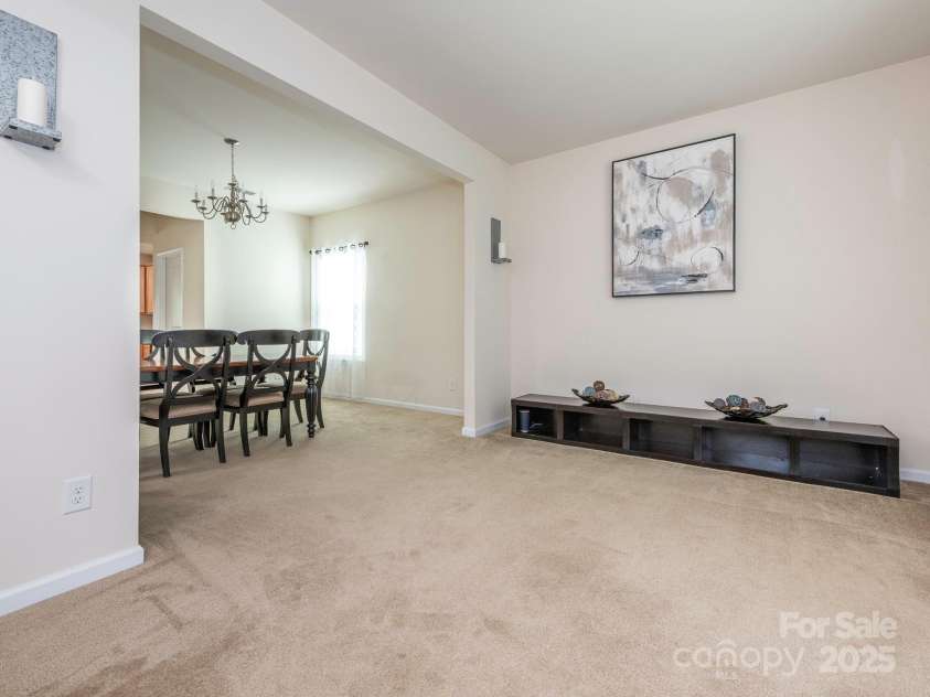 12304 Lookout Point Drive, Charlotte, NC 28269.  MLS# CAR4252258, YatesRealty ID 13731. Formal Living Room