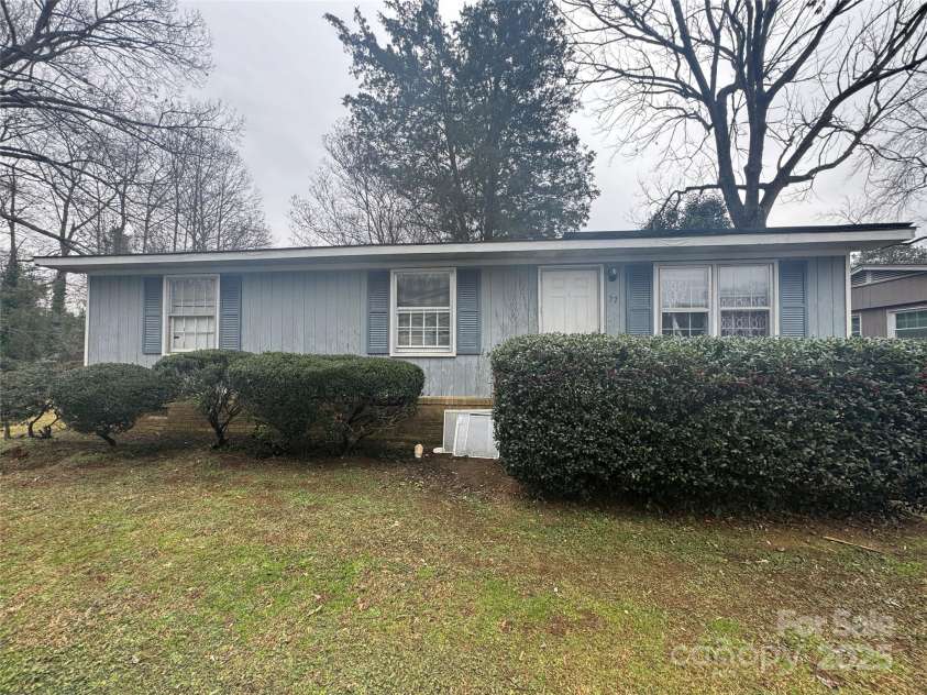 37 Cedarvilla Drive, Rock Hill, SC 29730.  MLS# CAR4215817, YatesRealty ID 13732. 