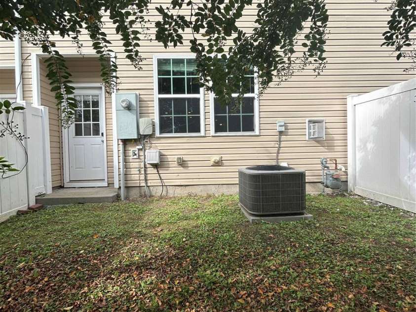 8988 Lanark Lane, Fort Mill, SC 29707.  MLS# CAR4392970, YatesRealty ID 13733. 