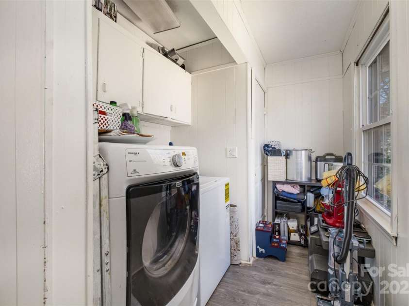 1241 Red River Road, Rock Hill, SC 29730.  MLS# CAR4217915, YatesRealty ID 13734. Laundry Room
