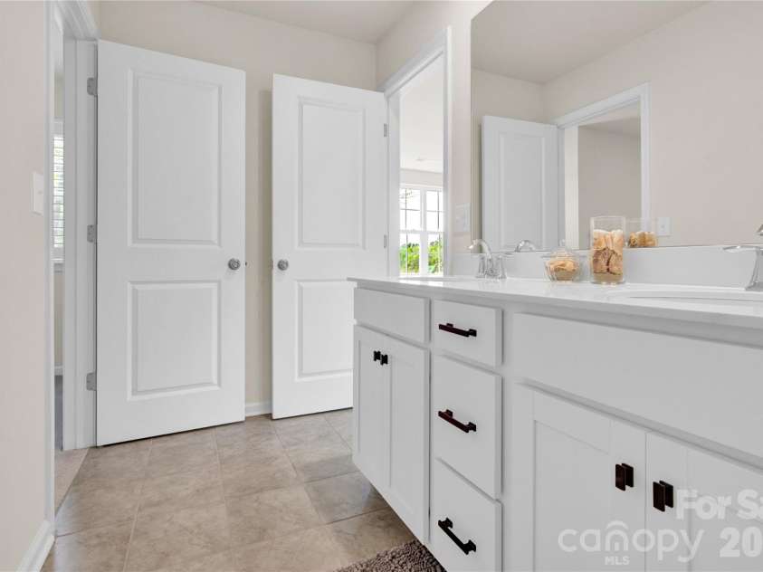 13005 Cinnamon Fern Lane, Mint Hill, NC 28227.  MLS# CAR4367043, YatesRealty ID 13734. 