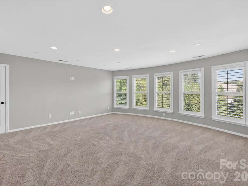 18502 Clavemorr Castle Court, Charlotte, NC 28277.  MLS# CAR4369289, YatesRealty ID 13736. 3rd level bed/bonus