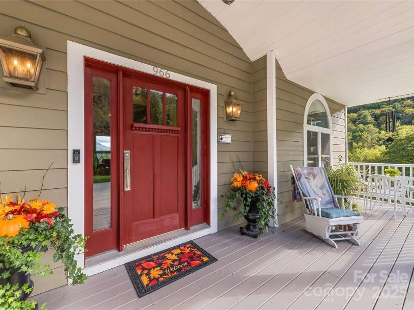 966 Coyote Hollow Road, Waynesville, NC 28785.  MLS# CAR4305523, YatesRealty ID 13737. 