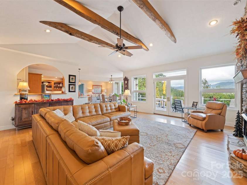 966 Coyote Hollow Road, Waynesville, NC 28785.  MLS# CAR4305523, YatesRealty ID 13737. 