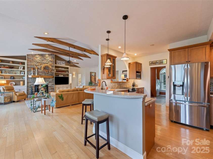 966 Coyote Hollow Road, Waynesville, NC 28785.  MLS# CAR4305523, YatesRealty ID 13737. 