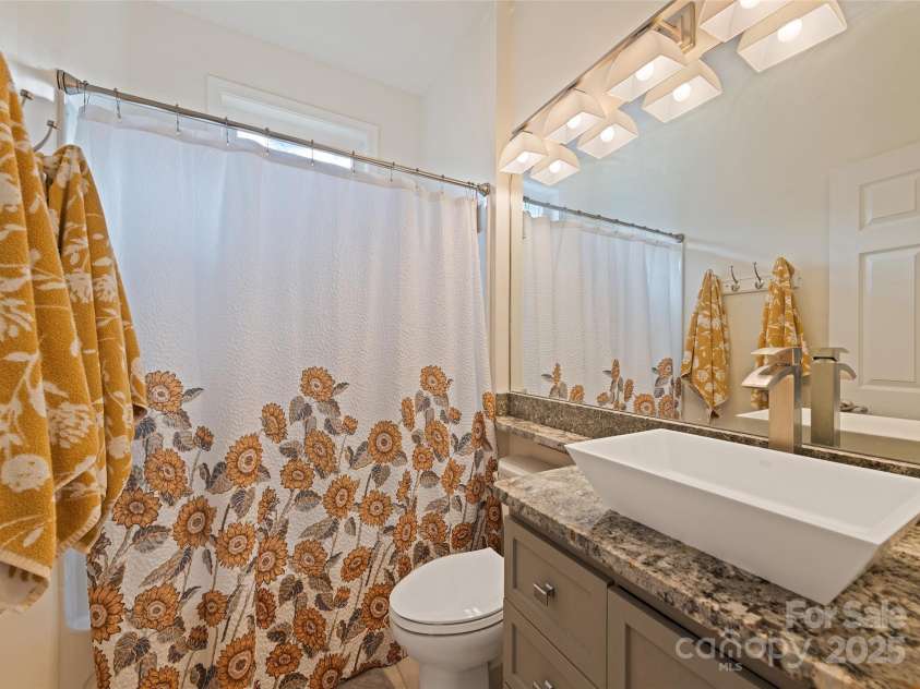 966 Coyote Hollow Road, Waynesville, NC 28785.  MLS# CAR4305523, YatesRealty ID 13737. 