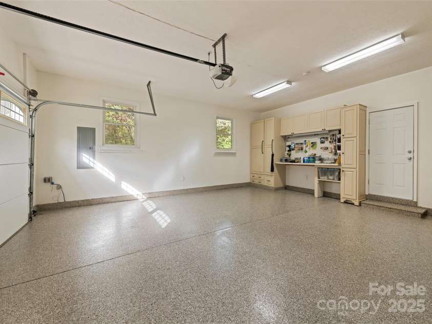 966 Coyote Hollow Road, Waynesville, NC 28785.  MLS# CAR4305523, YatesRealty ID 13737. 