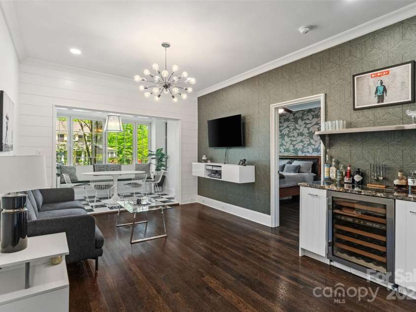 1025 Ardsley Road, Charlotte, NC 28207.  MLS# CAR4250466, YatesRealty ID 13738. Living area