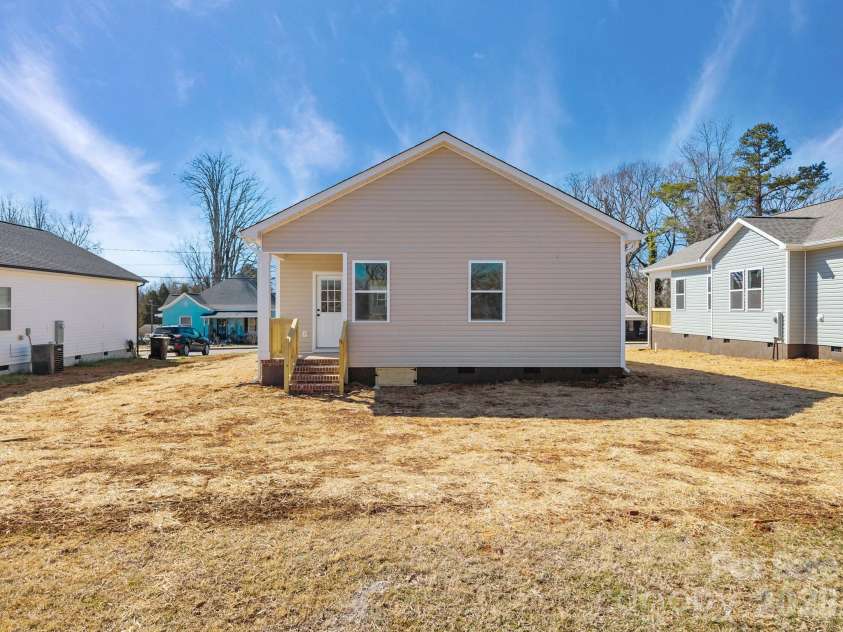 111 Earnhardt Street, Salisbury, NC 28144.  MLS# CAR4340246, YatesRealty ID 13739. 