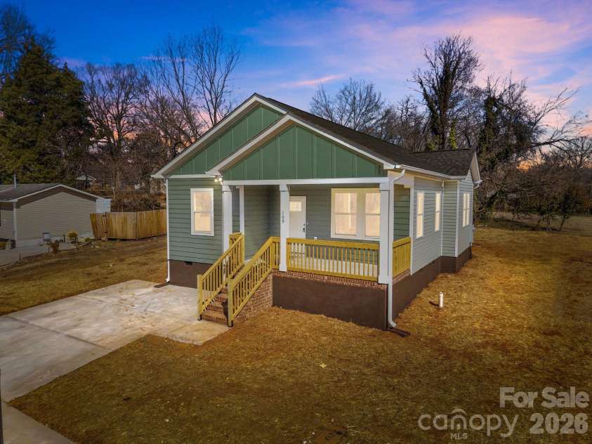 109 Earnhardt Street, Salisbury, NC 28144.  MLS# CAR4340252, YatesRealty ID 13740. 