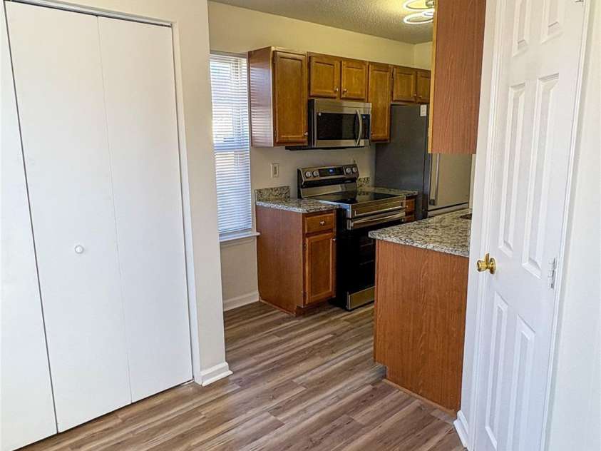 1638 Hudson Graham Lane, Charlotte, NC 28216.  MLS# CAR4215895, YatesRealty ID 13740. 