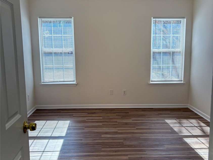 1638 Hudson Graham Lane, Charlotte, NC 28216.  MLS# CAR4215895, YatesRealty ID 13740. 