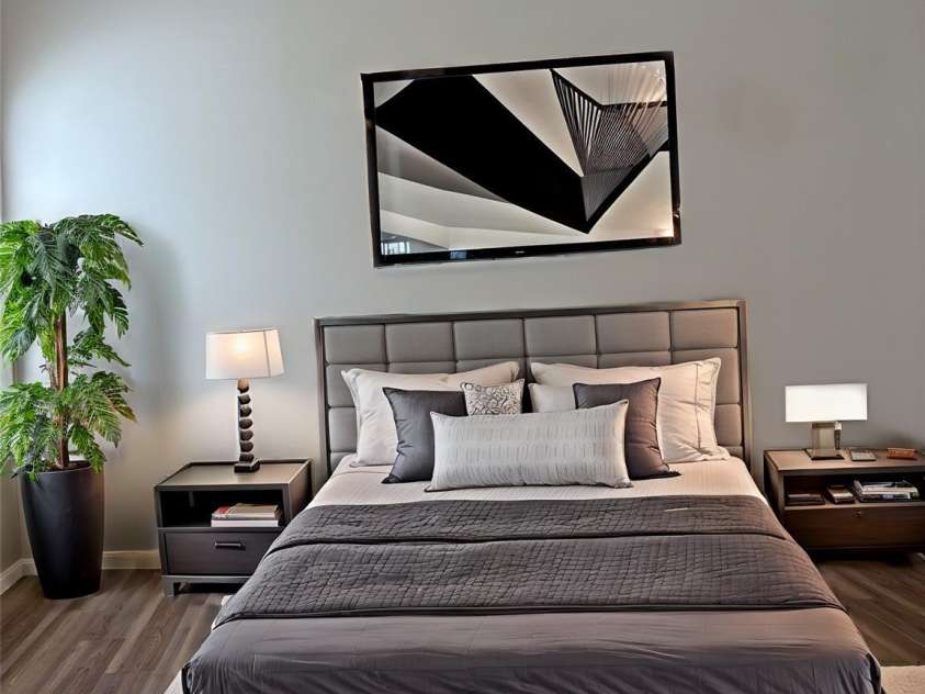 1638 Hudson Graham Lane, Charlotte, NC 28216.  MLS# CAR4215895, YatesRealty ID 13740. Virtual Staged