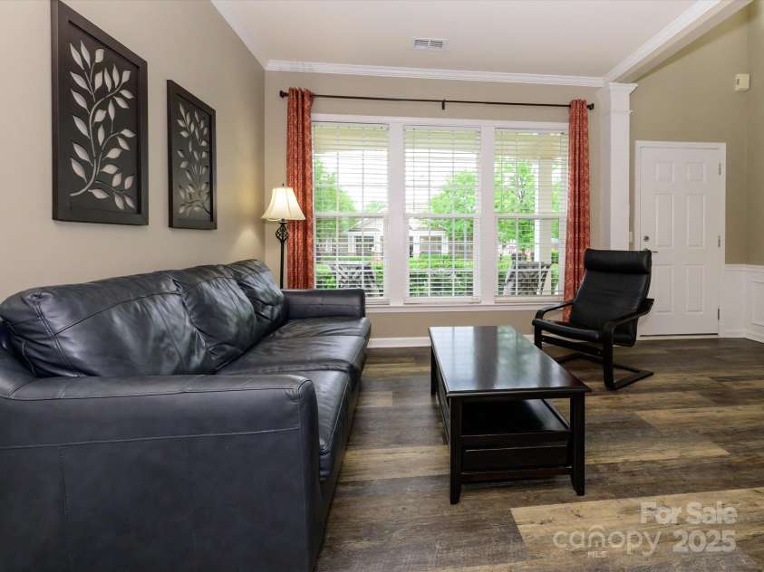 3224 Dunbar Lane, Fort Mill, SC 29707.  MLS# CAR4257123, YatesRealty ID 13741. Living Room.