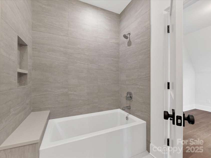2608 Croydon Road, Charlotte, NC 28209.  MLS# CAR4255600, YatesRealty ID 13742. 