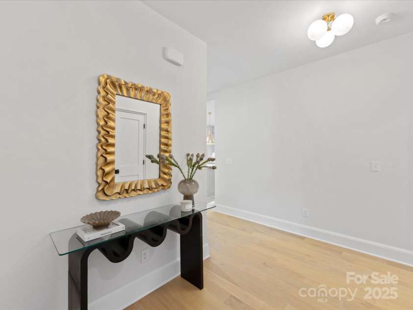 2608 Croydon Road, Charlotte, NC 28209.  MLS# CAR4255600, YatesRealty ID 13742. 