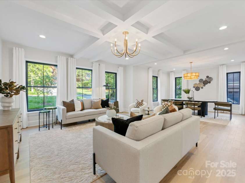 2608 Croydon Road, Charlotte, NC 28209.  MLS# CAR4255600, YatesRealty ID 13742. 
