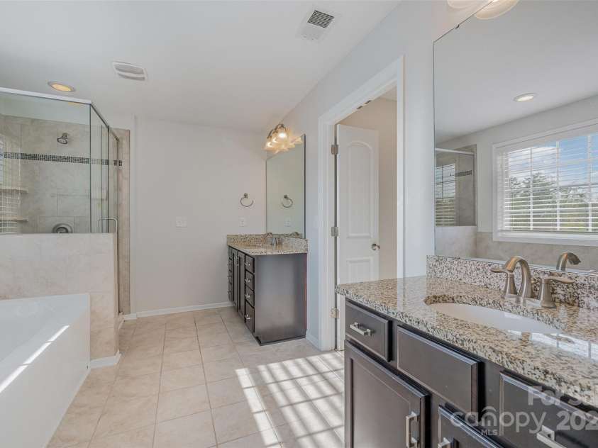 276 Annatto Way, Tega Cay, SC 29708.  MLS# CAR4238840, YatesRealty ID 13743. 