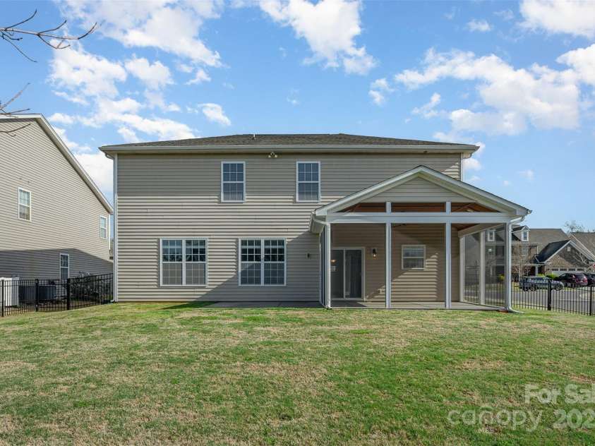 276 Annatto Way, Tega Cay, SC 29708.  MLS# CAR4238840, YatesRealty ID 13743. 