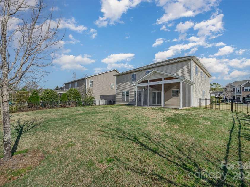 276 Annatto Way, Tega Cay, SC 29708.  MLS# CAR4238840, YatesRealty ID 13743. 