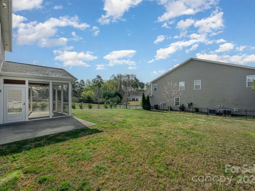 276 Annatto Way, Tega Cay, SC 29708.  MLS# CAR4238840, YatesRealty ID 13743. 