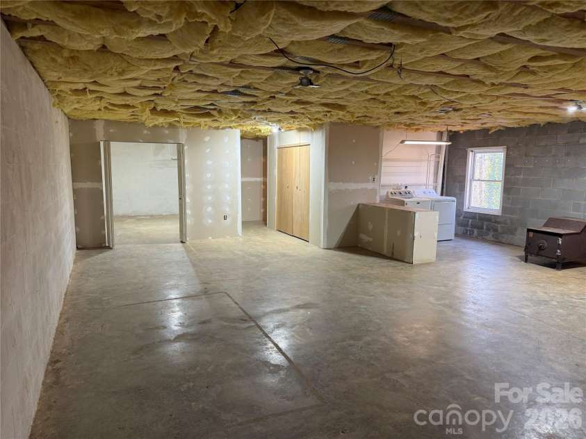 628 Hidden View Loop, Marion, NC 28752.  MLS# CAR4350774, YatesRealty ID 13743. 