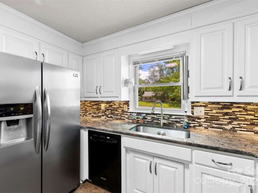 113 Helena Street, Mount Holly, NC 28120.  MLS# CAR4258703, YatesRealty ID 13747. 