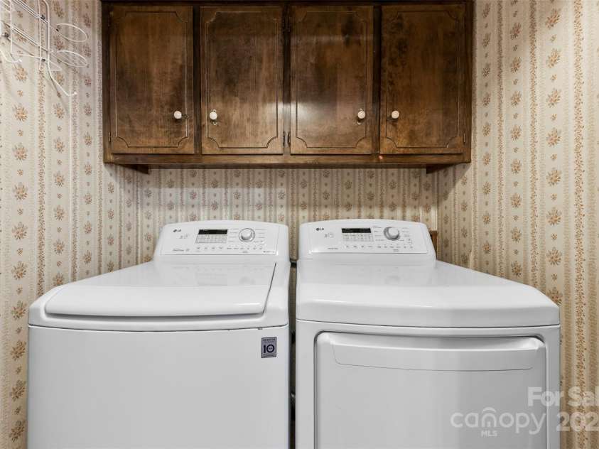 113 Helena Street, Mount Holly, NC 28120.  MLS# CAR4258703, YatesRealty ID 13747. 