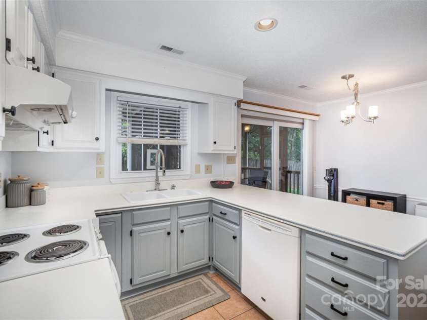 1014 Covewood Court, Charlotte, NC 28270.  MLS# CAR4259103, YatesRealty ID 13748. 